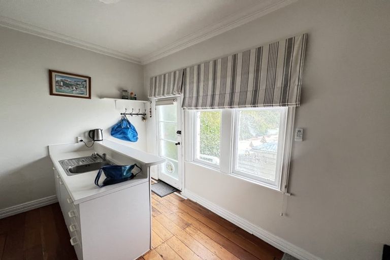 Photo of property in 5/20 Hay Street, Oriental Bay, Wellington, 6011