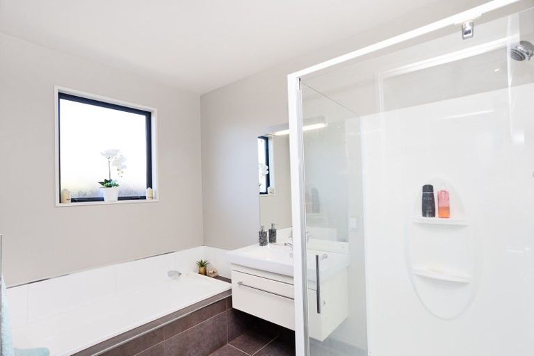 Photo of property in 11 Northside Drive, Waikiwi, Invercargill, 9810