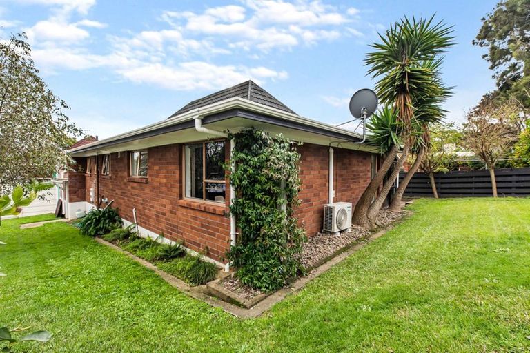 Photo of property in 2/352 Bucklands Beach Road, Bucklands Beach, Auckland, 2012