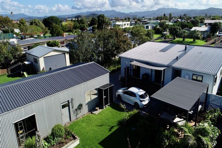 Photo of property in 107 Cook Drive, Whitianga, 3510