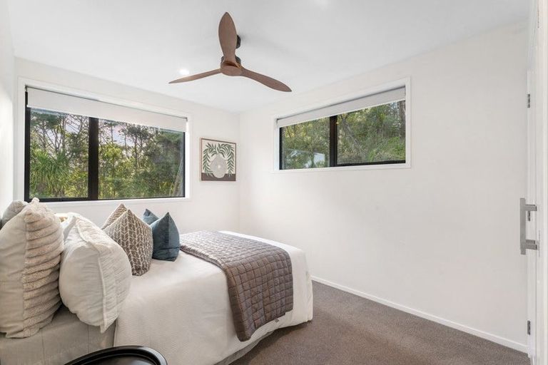 Photo of property in 339 Ridge Road, Paremoremo, Albany, 0793