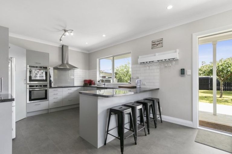 Photo of property in 865 High Street, Boulcott, Lower Hutt, 5011