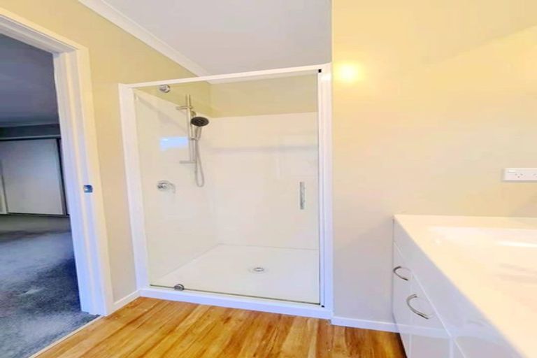 Photo of property in 187 Kyle Road, Greenhithe, Auckland, 0632