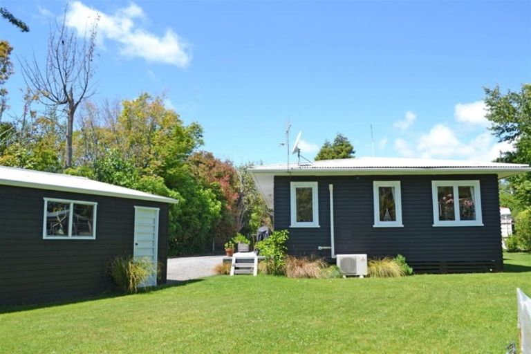 Photo of property in 2/57 Mere Road, Taupo, 3330