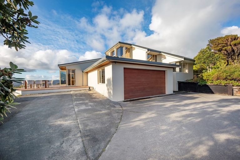 Photo of property in 43a Te Ahuahu Road, Piha, New Lynn, 0772