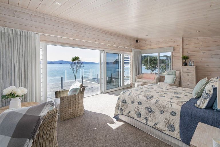 Photo of property in 135 Captain Cook Road, Cooks Beach, Whitianga, 3591