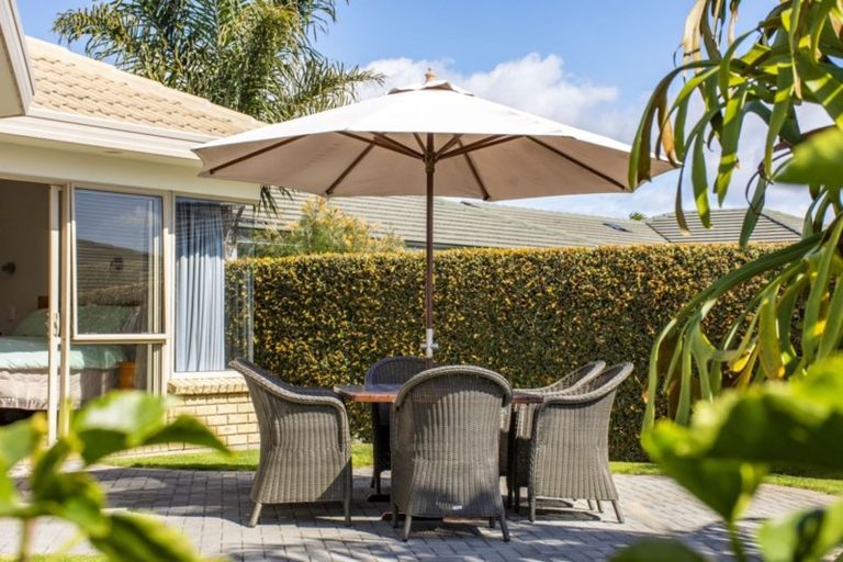 Photo of property in 18a Haven Grove, Papamoa Beach, Papamoa, 3118