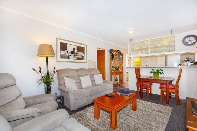 Photo of property in 19 Simon Road, Raglan, 3225