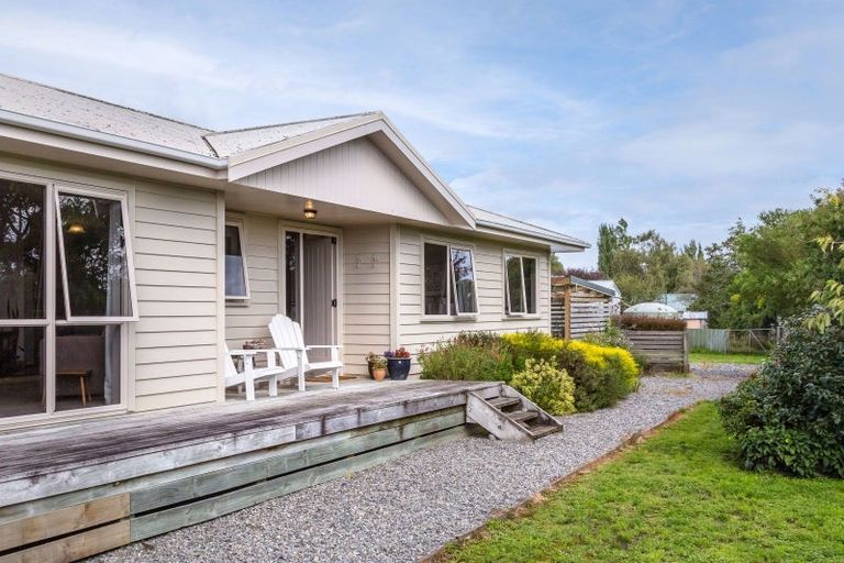 Photo of property in 345 Waihakeke Road, Waihakeke, Carterton, 5792