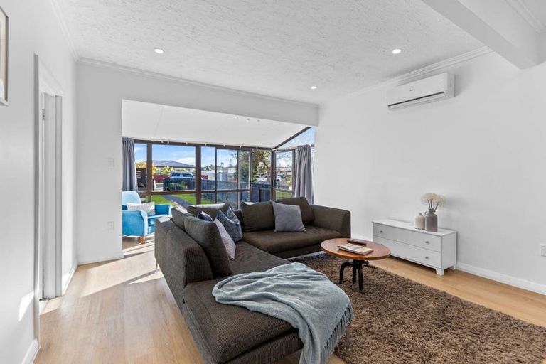 Photo of property in 26 Haydon Street, Roslyn, Palmerston North, 4414