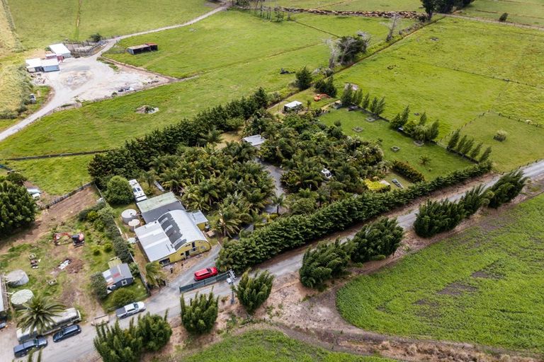 Photo of property in 401 Kumi Road, Awanui, 0486