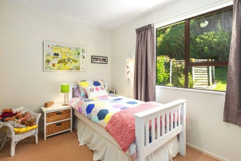 Photo of property in 14 Longitude Place, Whitby, Porirua, 5024