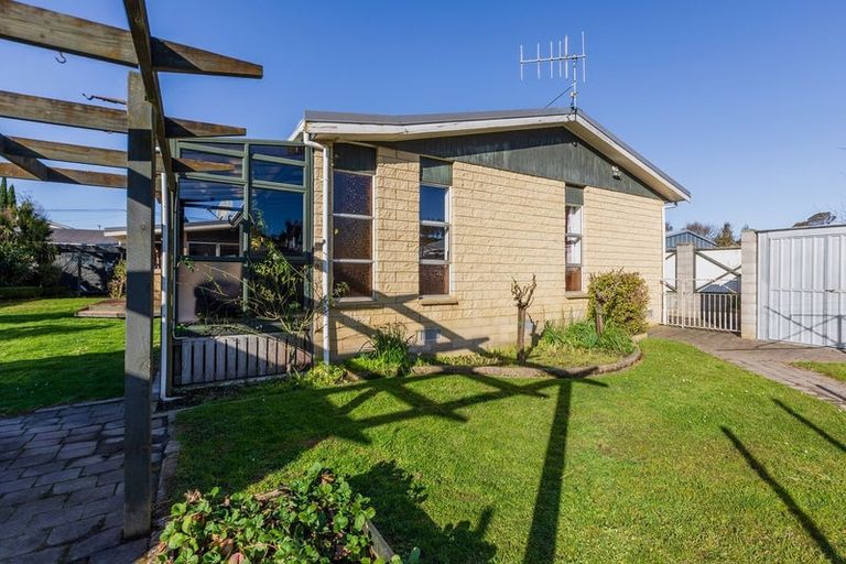 Photo of property in 20 Watts Street, Waipawa, 4210