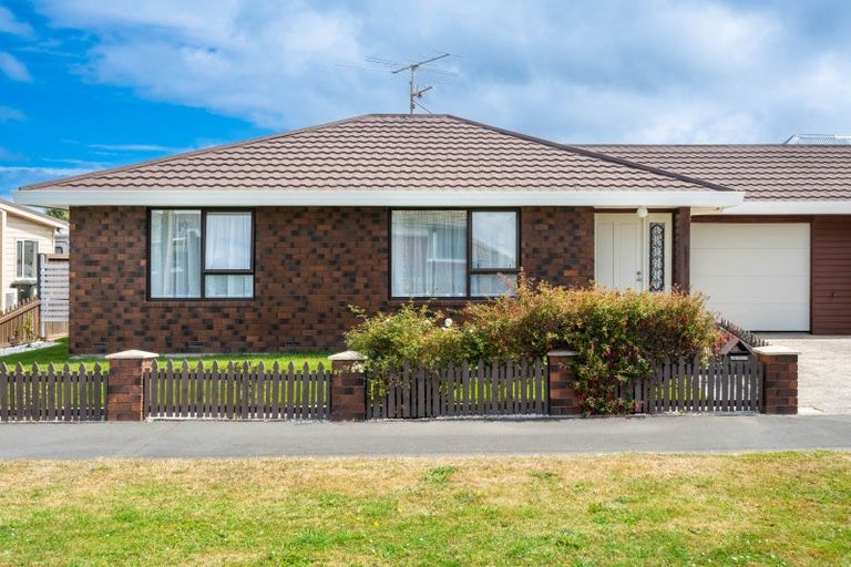Photo of property in 13b Young Street, Saint Kilda, Dunedin, 9012