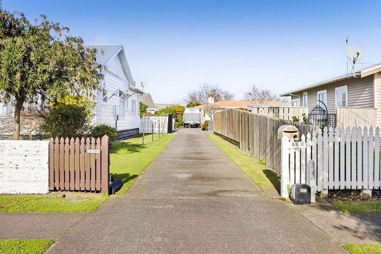 Photo of property in 52a Dixon Avenue, Hawera, 4610