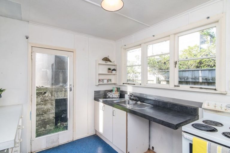 Photo of property in 87 The Esplanade, Raumati South, Paraparaumu, 5032