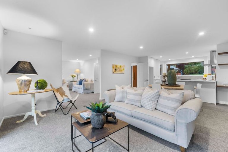 Photo of property in 5 Gilders Grove, Heathcote Valley, Christchurch, 8022