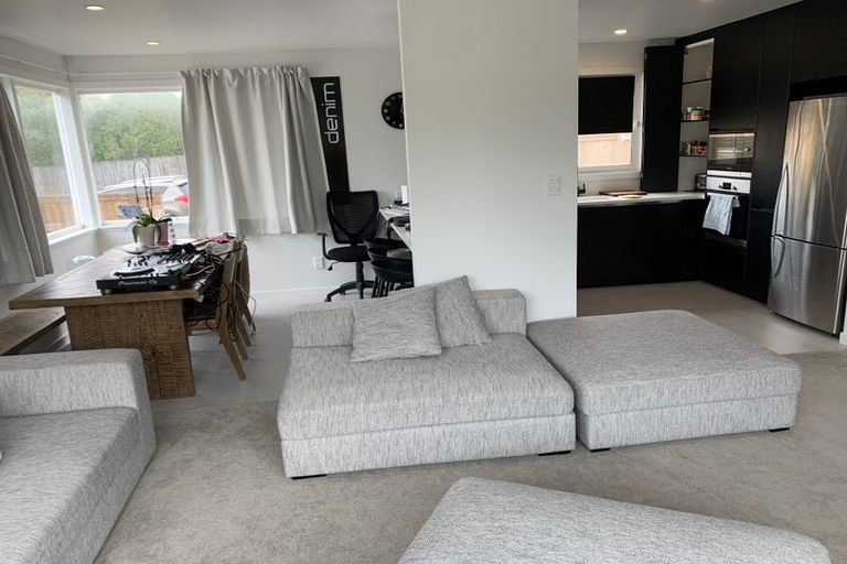 Photo of property in 2d Castleton Street, Birkdale, Auckland, 0626