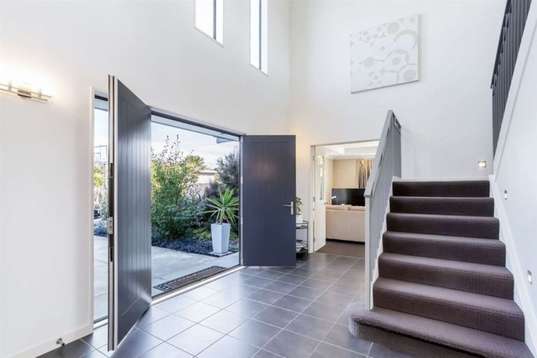 Photo of property in 4 Meadowcroft Lane, Harewood, Christchurch, 8051