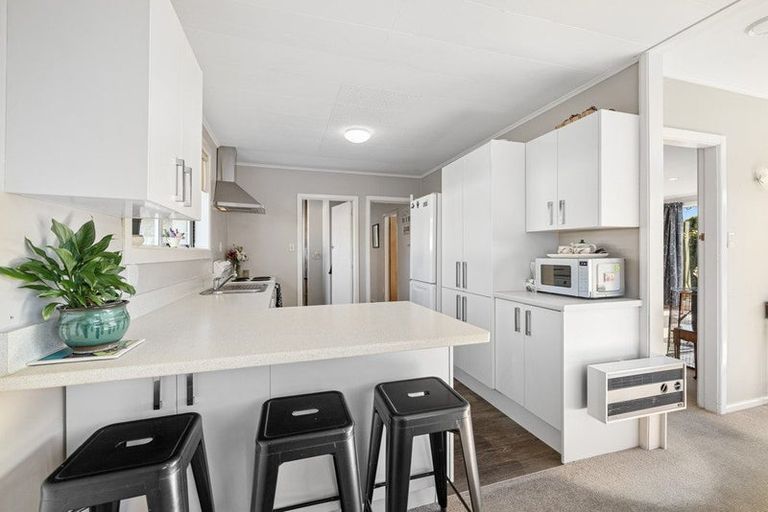 Photo of property in 42 Aintree Street, Bishopdale, Christchurch, 8051