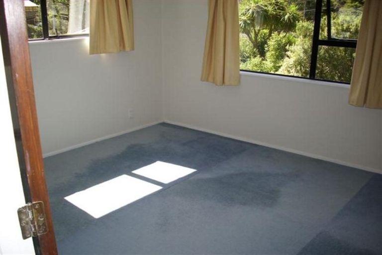 Photo of property in 2/25 Gazelle Avenue, Beach Haven, Auckland, 0626