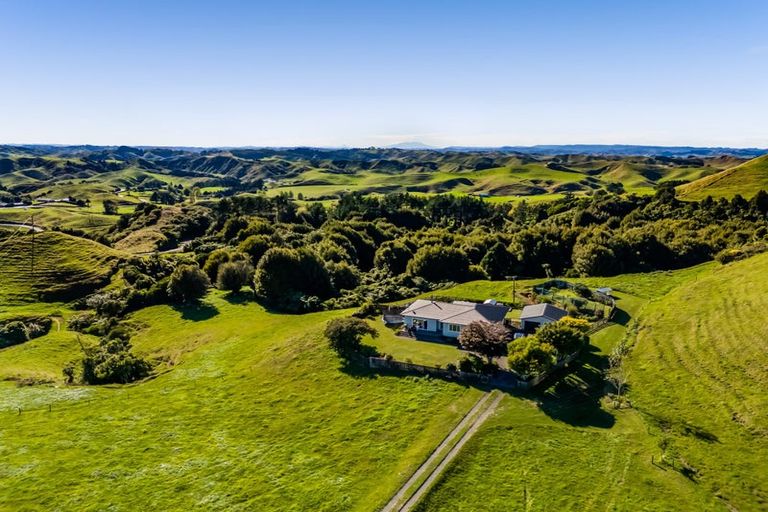 Photo of property in 282 Stanley Road, Te Popo, Stratford, 4394