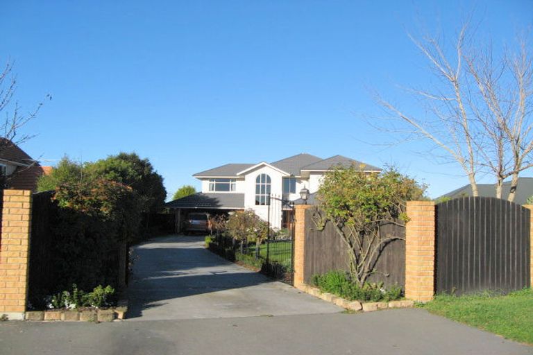 Photo of property in 6 Corokia Close, Brooklands, Christchurch, 8083