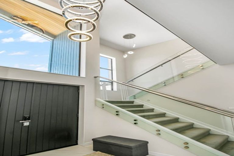 Photo of property in 29 Cirrus Way, Ranui, Auckland, 0612