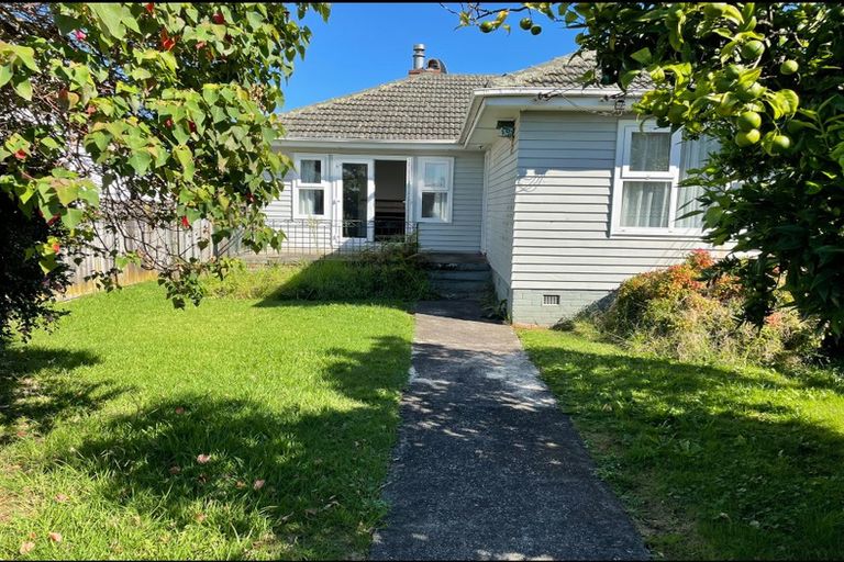 Photo of property in 1/5 Lynton Road, Mount Wellington, Auckland, 1060