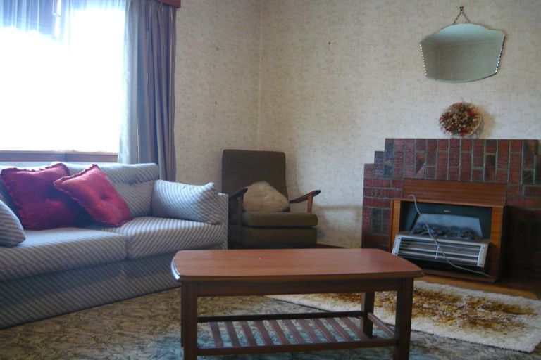 Photo of property in 52 Opie Street, Waimate, 7924