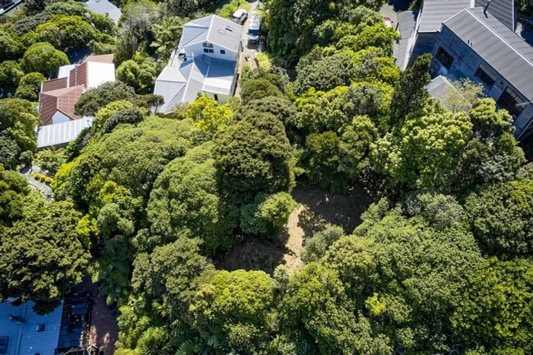 Photo of property in 76 Cluny Road, Plimmerton, Porirua, 5026