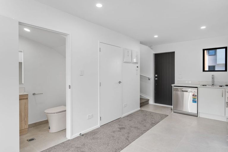 Photo of property in 23 Raupeti Lane, Henderson, Auckland, 0612