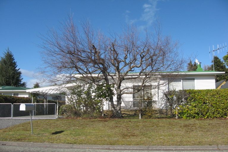 Photo of property in 23 Oruatua Avenue, Tauranga Taupo, Turangi, 3382