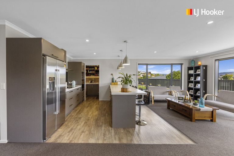 Photo of property in 1 Erica Crescent, Mosgiel, 9024