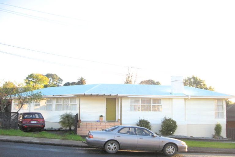 Photo of property in 1a Rothery Road, Hillpark, Auckland, 2102
