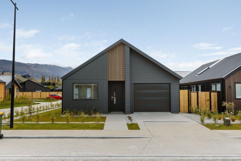 Photo of property in 27 Bragato Way, Cromwell, 9310