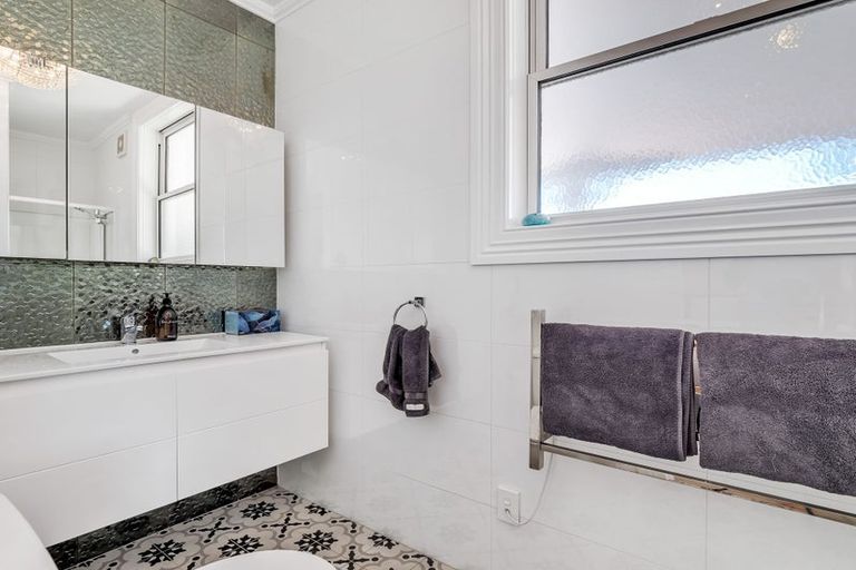 Photo of property in 14 Kaipara Hills Road, Glorit, Warkworth, 0984