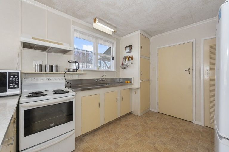 Photo of property in 194 Clarkin Road, Fairfield, Hamilton, 3214