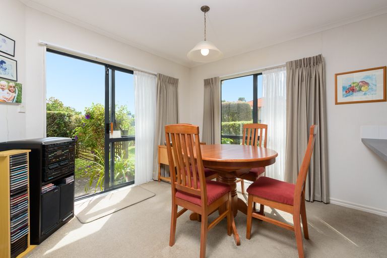 Photo of property in 43 Sapphire Drive, Hairini, Tauranga, 3112