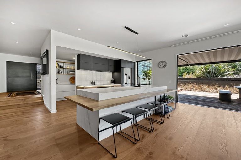 Photo of property in 14 The Fairways, Kinloch, Taupo, 3377