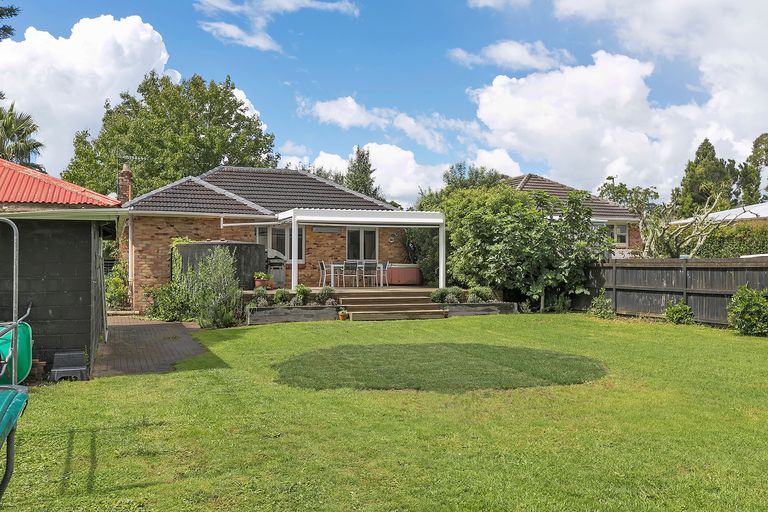 Photo of property in 18 Trigg Road, Huapai, Kumeu, 0810