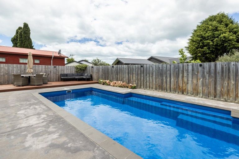 Photo of property in 109 Main Rd Clive, Clive, 4102