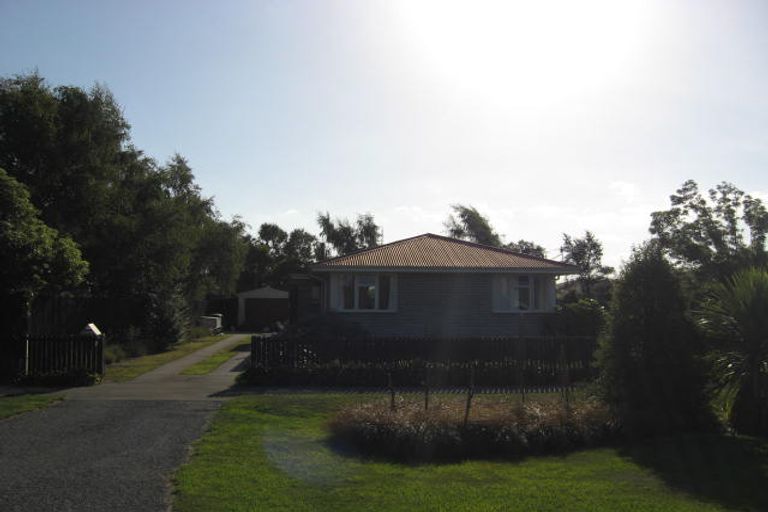 Photo of property in 1 Longden Street, Darfield, 7510