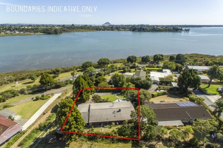 Photo of property in 216 Welcome Bay Road, Welcome Bay, Tauranga, 3112