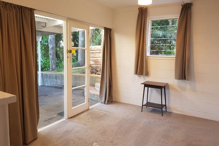 Photo of property in 51 Toroa Street, Torbay, Auckland, 0630