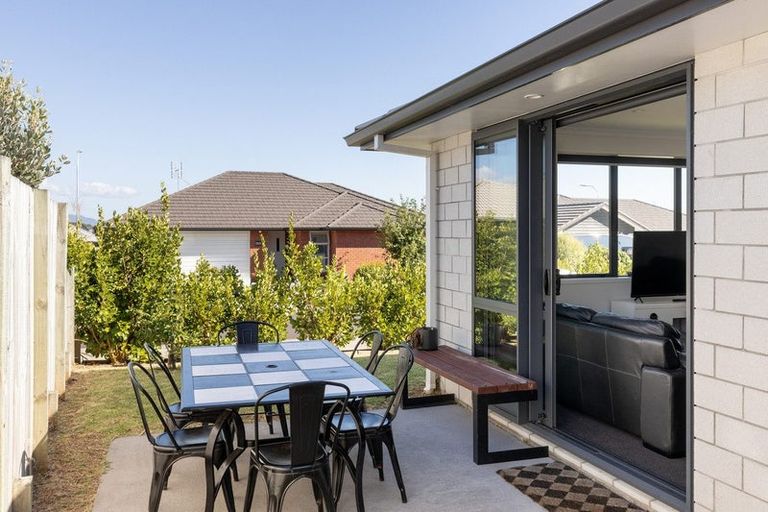 Photo of property in 78 Bert Wall Drive, Omokoroa, 3114