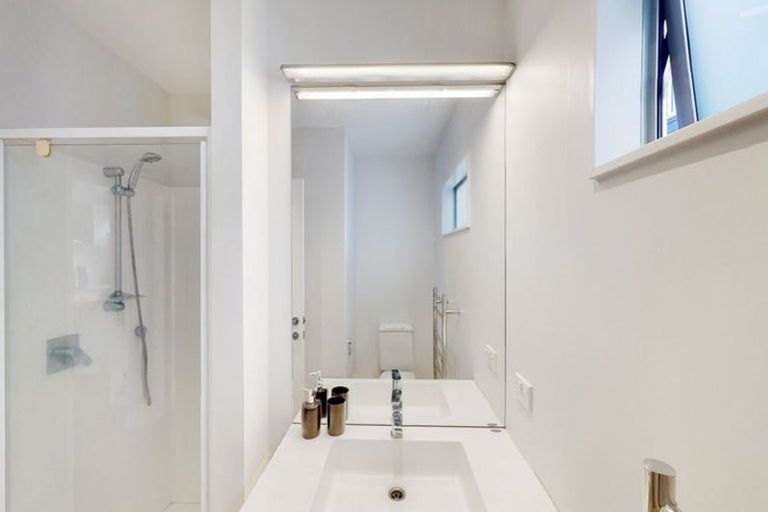 Photo of property in 16b Argentine Avenue, Miramar, Wellington, 6022