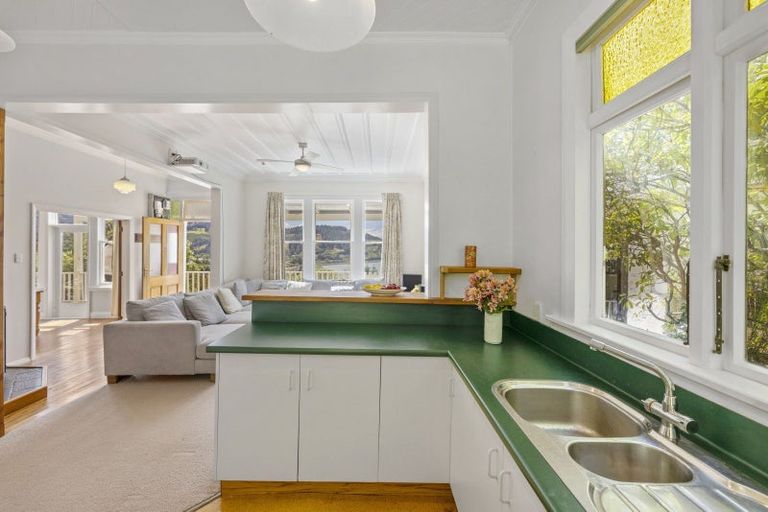 Photo of property in 10 Kilgour Street, Roseneath, Port Chalmers, 9023