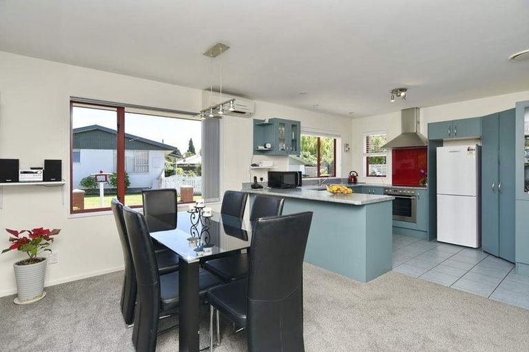 Photo of property in 31 Bank Street, Amberley, 7410