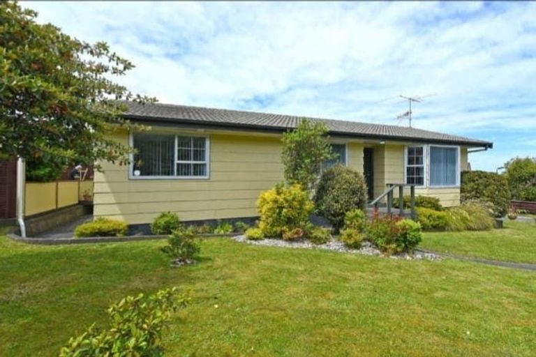 Photo of property in 218 Major Drive, Kelson, Lower Hutt, 5010